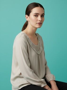 Carla Conti Italy Gray Silk Crochet Neck Lined Blouse Size S